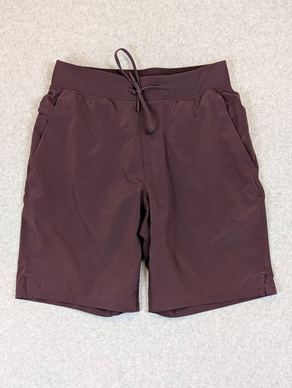 Lululemon T.H.E. Shorts Lined Men's Medium 9" Arctic Plum Burgundy Performance